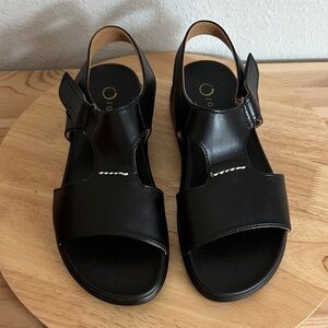 Journee Collection Womens Mira Flat Sandals new 7M